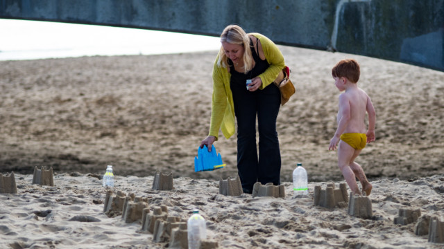 Michelle making Plastic-Pathways-ArtsByTheSea-2017